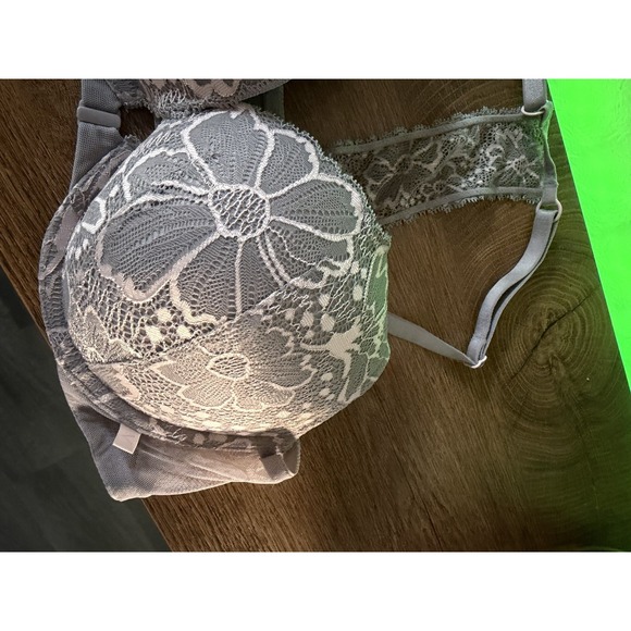 Victoria Secret Bra Women 36C Gray Lace Very Sexy Push Up Racerback Front Close - Picture 2 of 6
